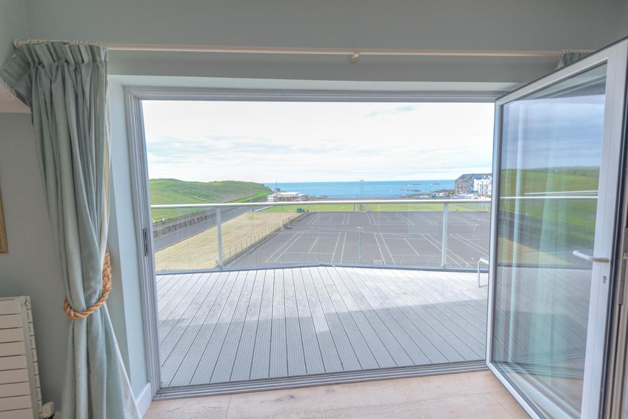 Holiday home Ramore Head Penthouse *